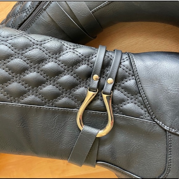 Quilted OTK Flat Riding Boots - NWT - Picture 3 of 4